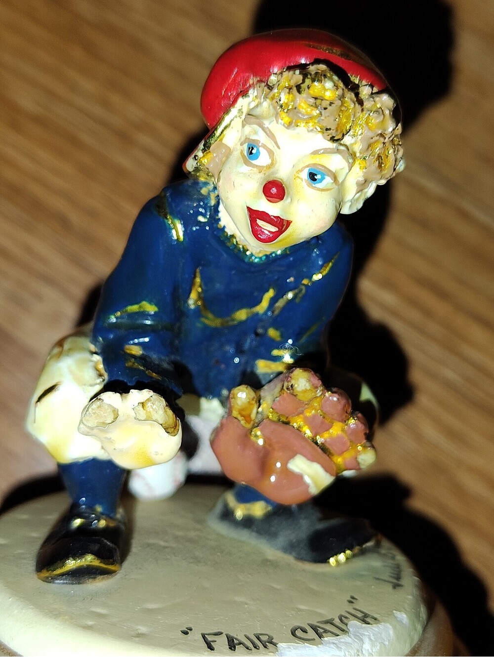 Vintage 1985 JuDi Originals "Fair Catch" Baseball Clown Figurine Limited Edition